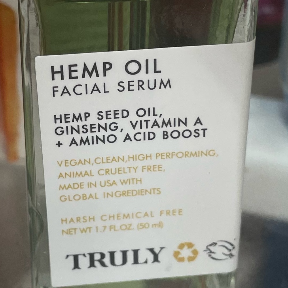 New! Truly Hemp Facial Oil - Picture 4 of 4